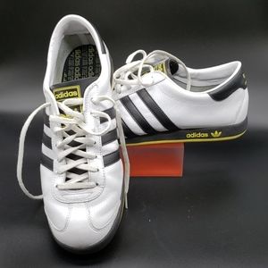 Adidas mens shoe, size 10